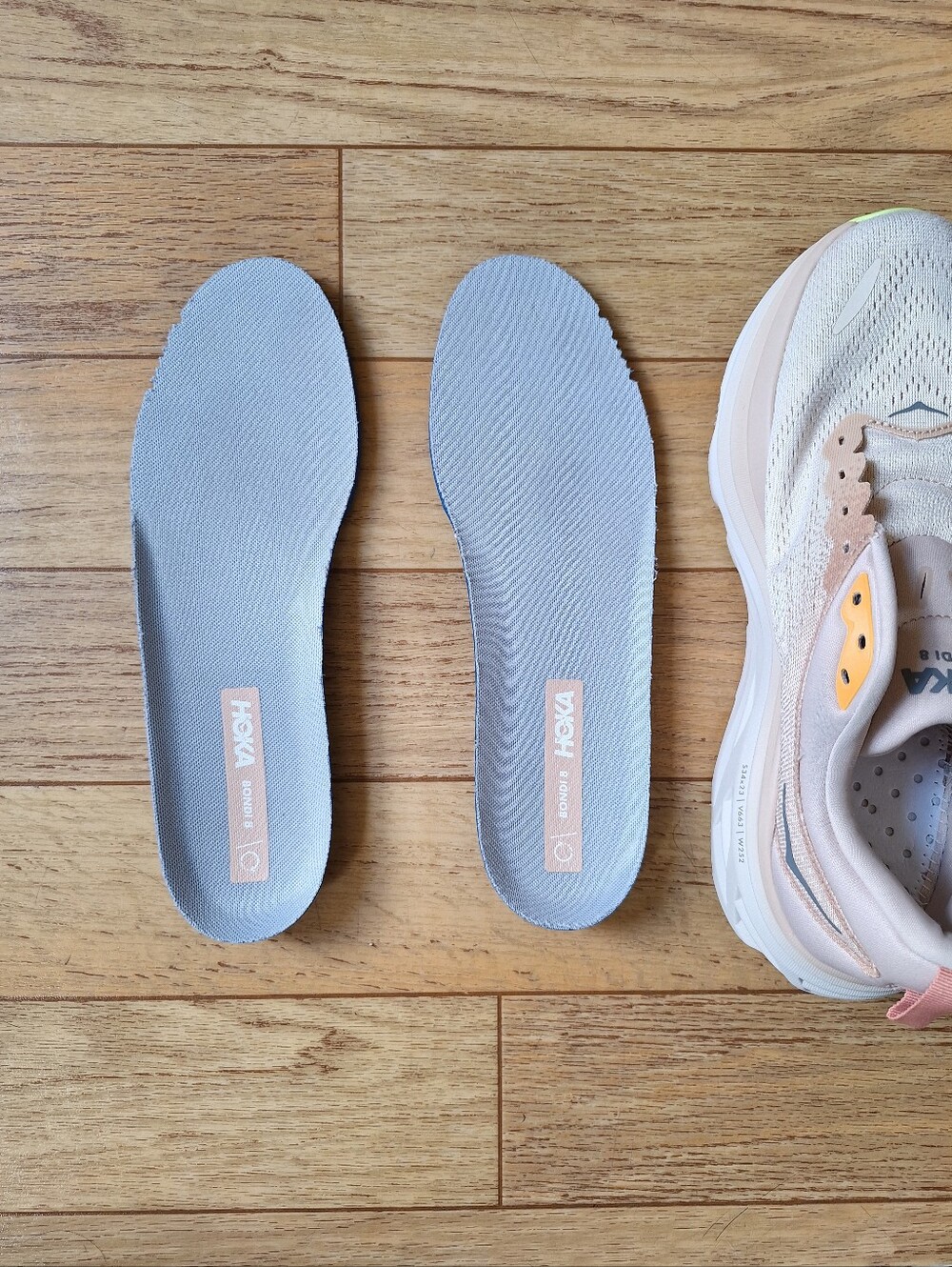 Hoka Bondi 8 'Cream Vanilla' Women's Size 10.5B - Picture 15 of 16